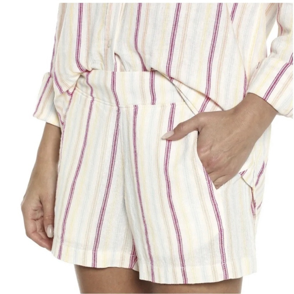 GAP NWT Linen Blend Shorts Women’s Size XS Striped Pockets New With Tags
